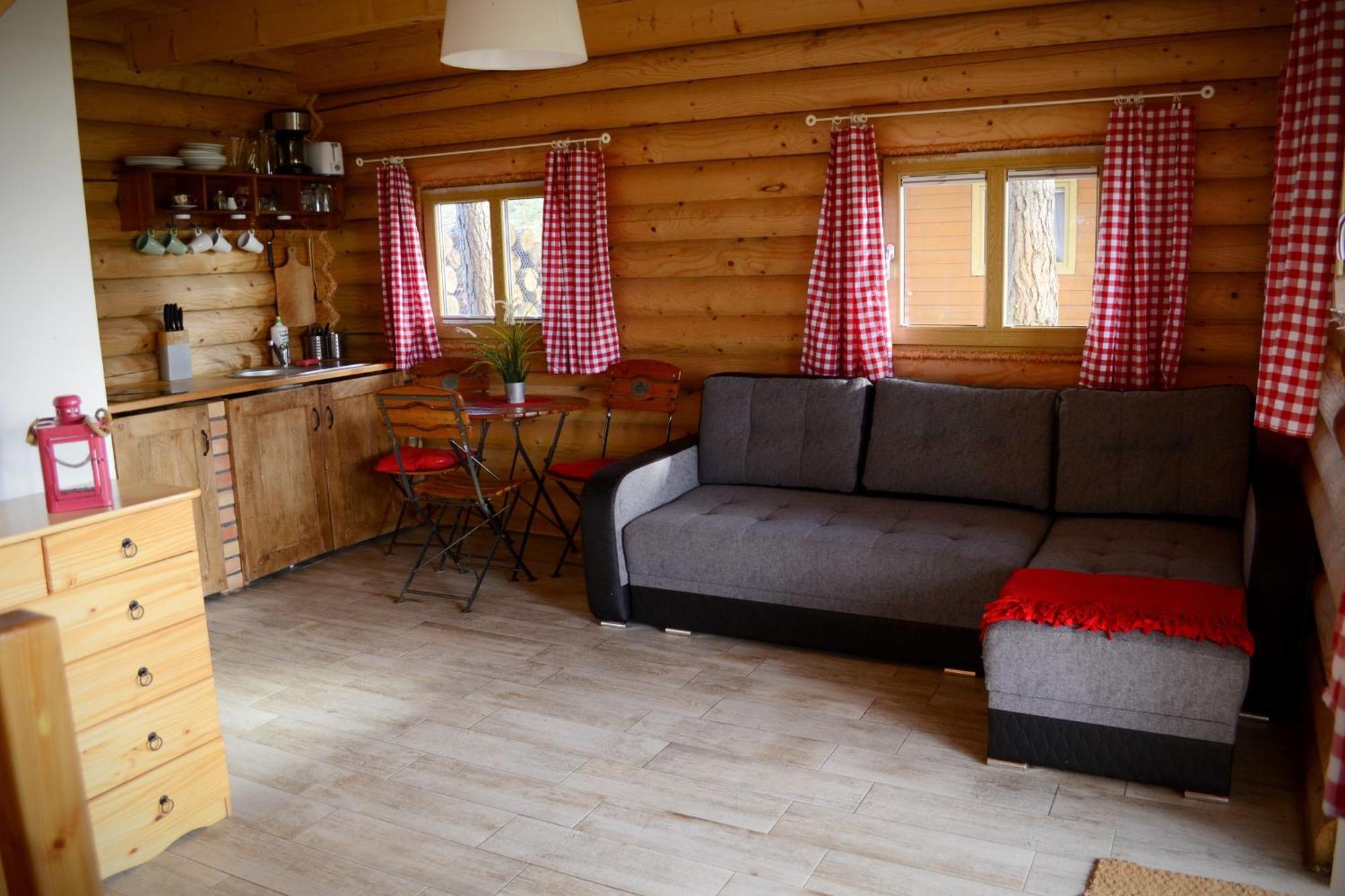 Camping Szczecinek Domy Wypoczynkowe المظهر الخارجي الصورة
