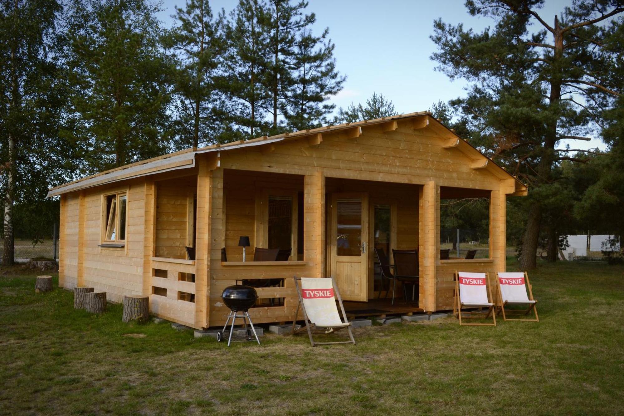 Camping Szczecinek Domy Wypoczynkowe المظهر الخارجي الصورة