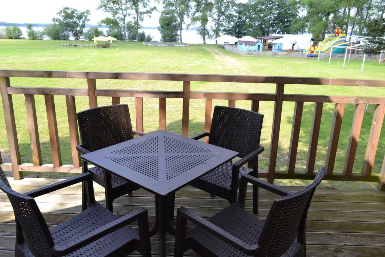 Camping Szczecinek Domy Wypoczynkowe المظهر الخارجي الصورة