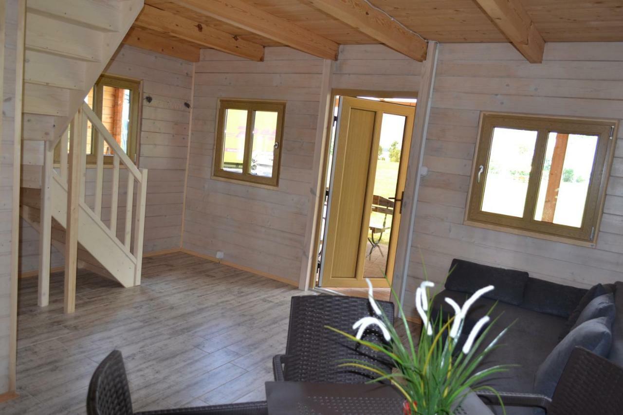 Camping Szczecinek Domy Wypoczynkowe المظهر الخارجي الصورة
