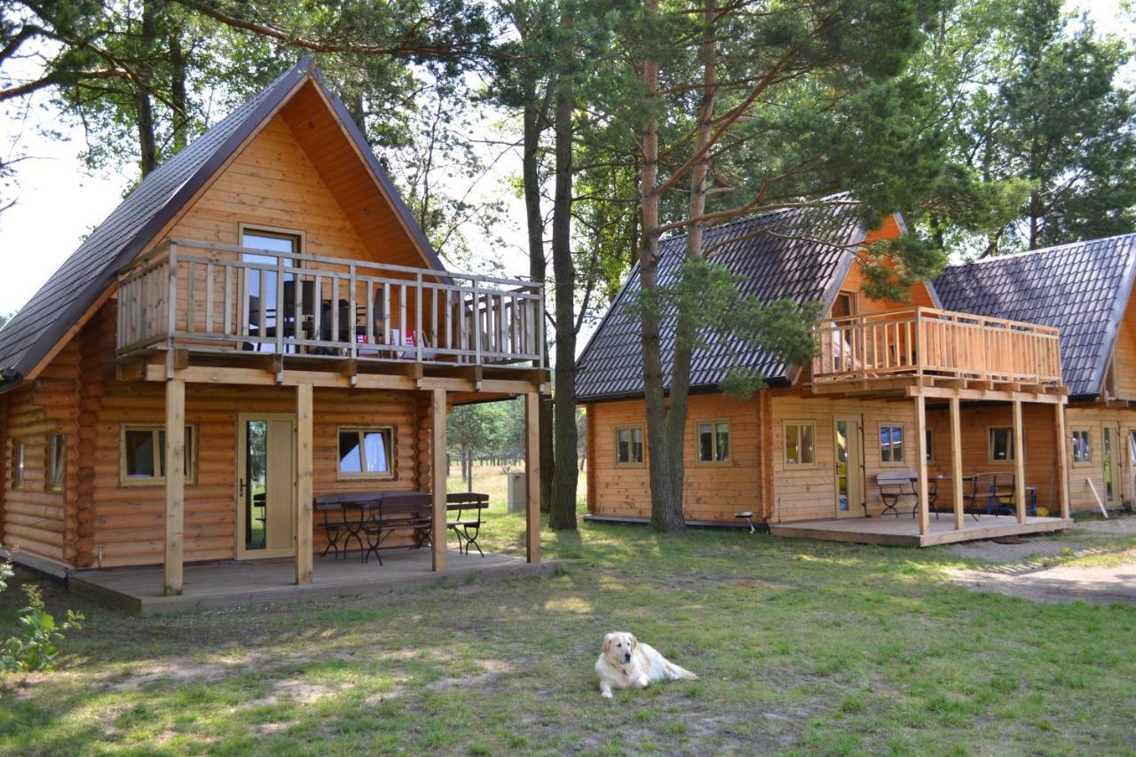 Camping Szczecinek Domy Wypoczynkowe المظهر الخارجي الصورة